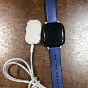 Gizmo watch with charger